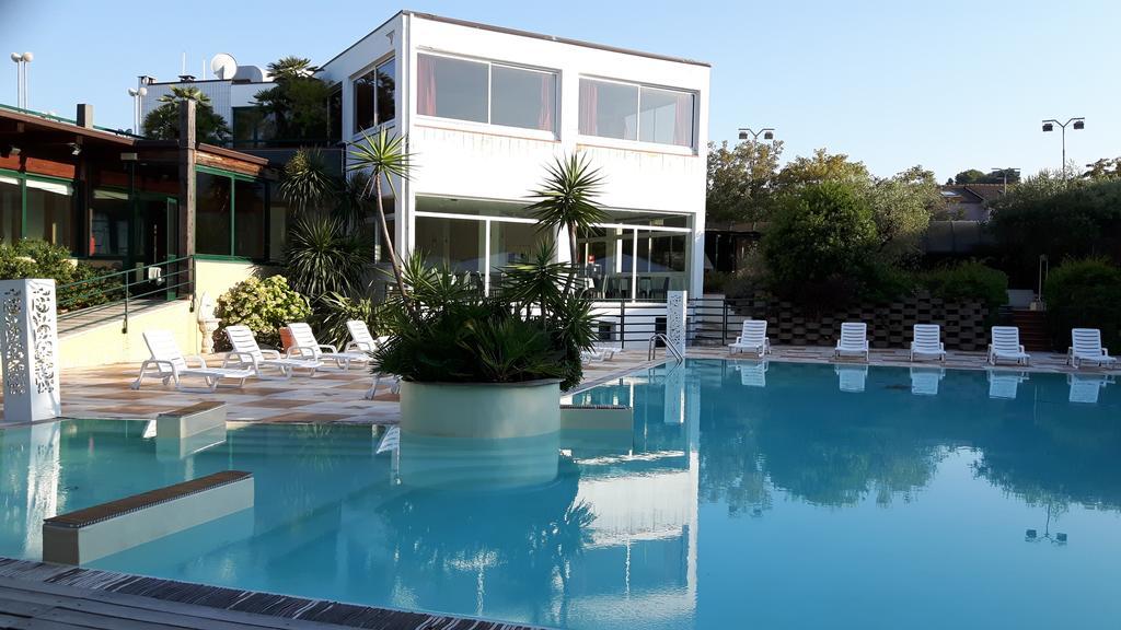 Eden Park Hotell Marina di Montemarciano Exteriör bild